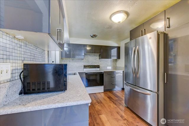 1025 E 53rd Street, Tacoma, WA 98404