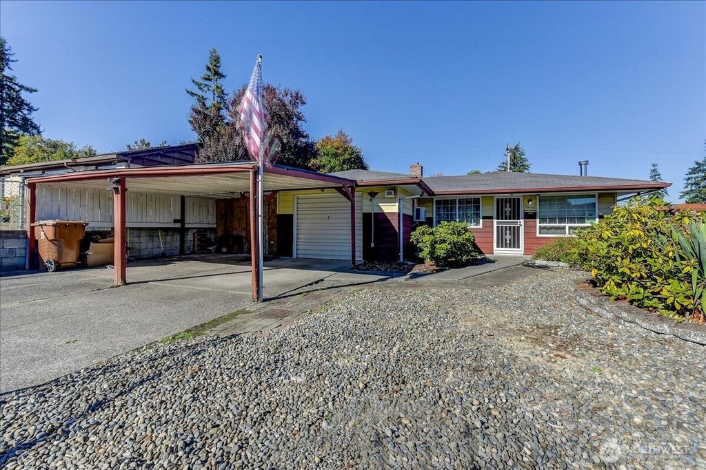 1025 E 53rd Street, Tacoma, WA 98404