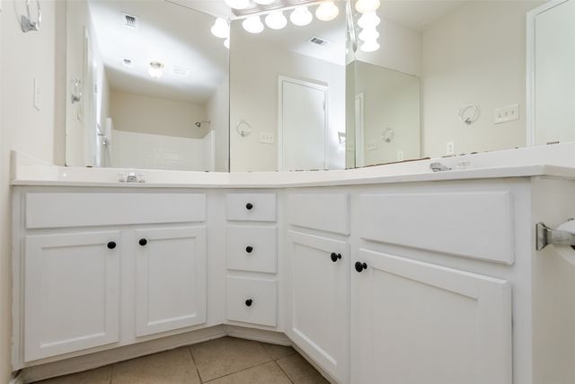 1017 Caleb Street, Burleson, TX 76028