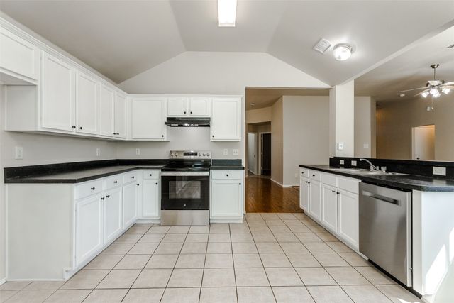 1017 Caleb Street, Burleson, TX 76028