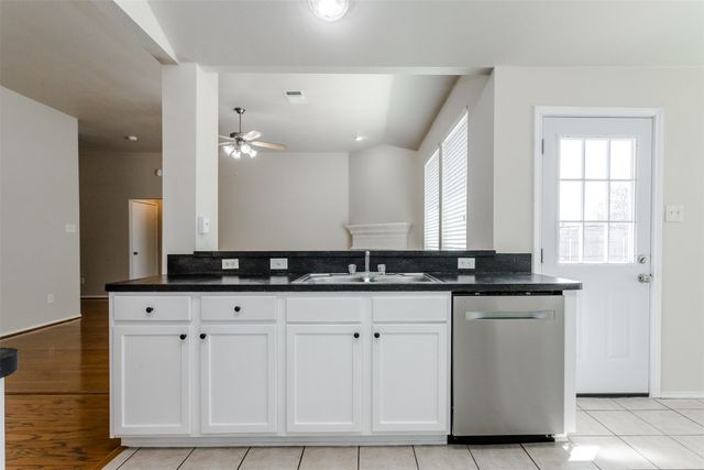 1017 Caleb Street, Burleson, TX 76028