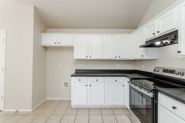 1017 Caleb Street, Burleson, TX 76028