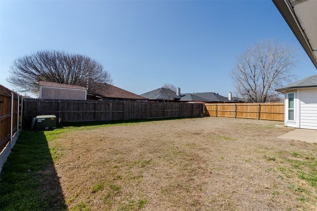 1017 Caleb Street, Burleson, TX 76028