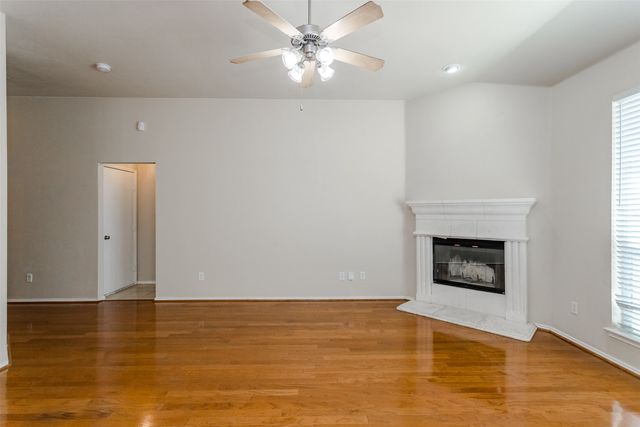 1017 Caleb Street, Burleson, TX 76028