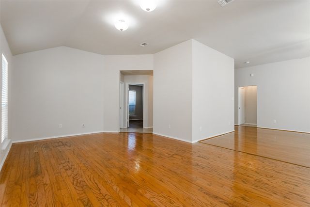 1017 Caleb Street, Burleson, TX 76028