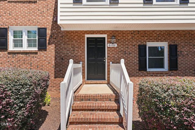 6102 Highcastle Court, Raleigh, NC 27613