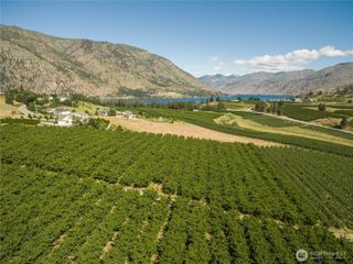 950 Loop Avenue, Manson, WA 98831