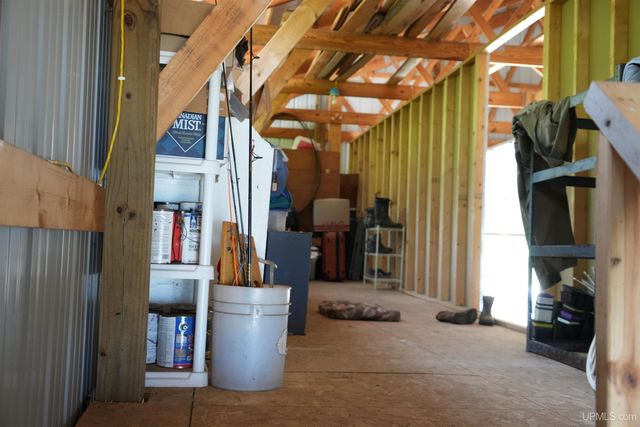 14998 N Superior Road, Houghton, MI 49931