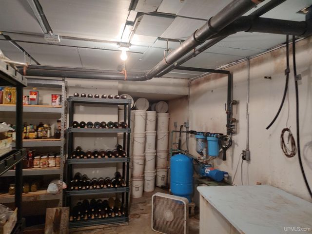 14998 N Superior Road, Houghton, MI 49931