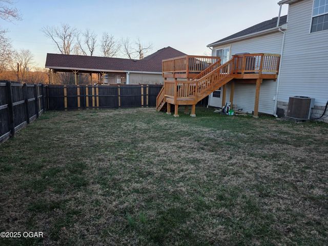 3521 Lusk Drive, Neosho, MO 64850