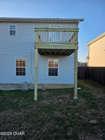 3521 Lusk Drive, Neosho, MO 64850