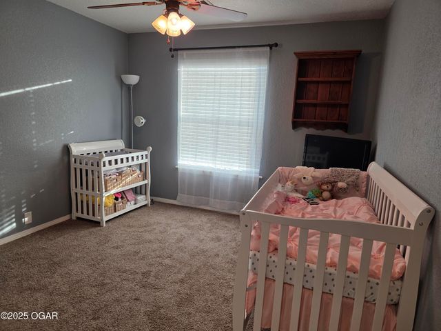 3521 Lusk Drive, Neosho, MO 64850