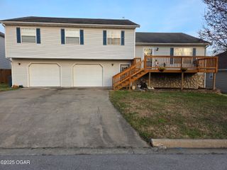 3521 Lusk Drive, Neosho, MO 64850