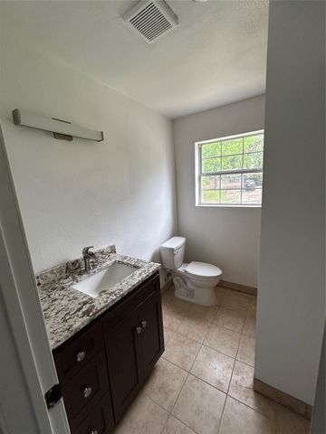 2441 Lindale Lane, Mesquite, TX 75149