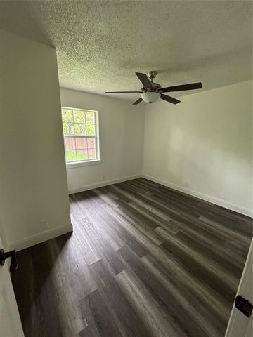 2441 Lindale Lane, Mesquite, TX 75149