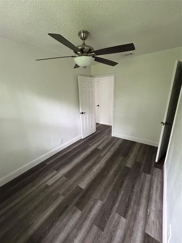 2441 Lindale Lane, Mesquite, TX 75149