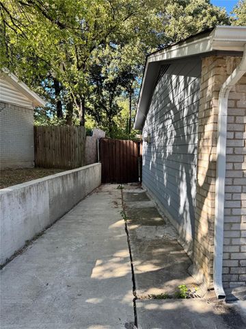 2441 Lindale Lane, Mesquite, TX 75149