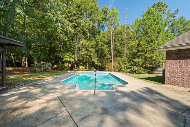212 Morrell, Hattiesburg, MS 39402