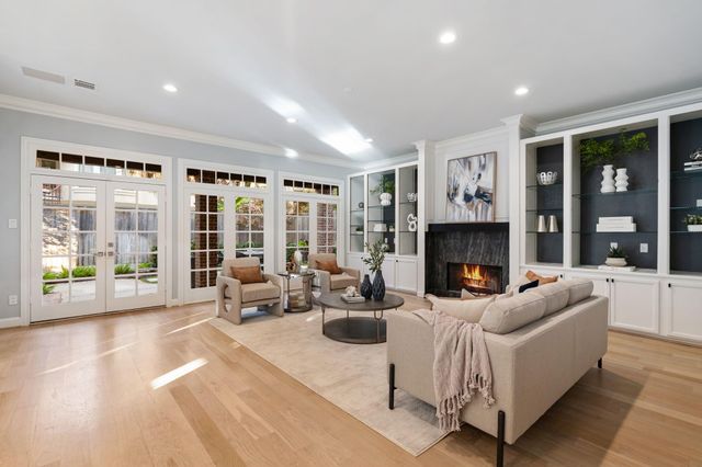 4816 Bellview Street, Bellaire, TX 77401