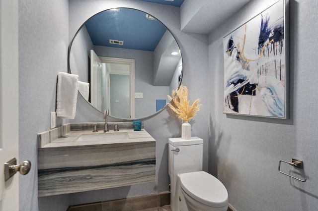 4816 Bellview Street, Bellaire, TX 77401