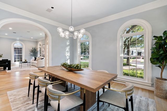 4816 Bellview Street, Bellaire, TX 77401