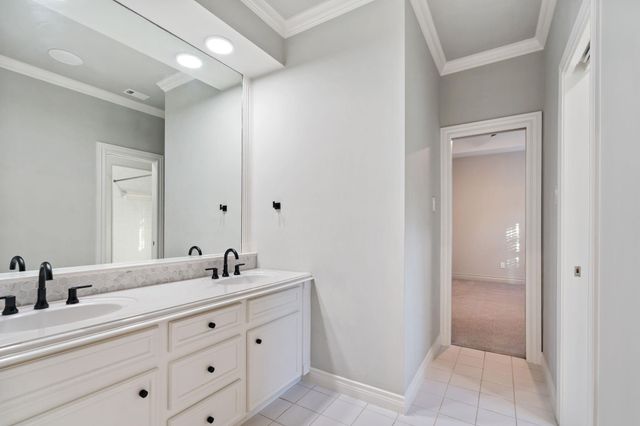 4816 Bellview Street, Bellaire, TX 77401