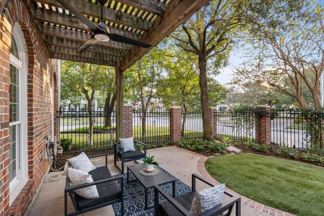 4816 Bellview Street, Bellaire, TX 77401