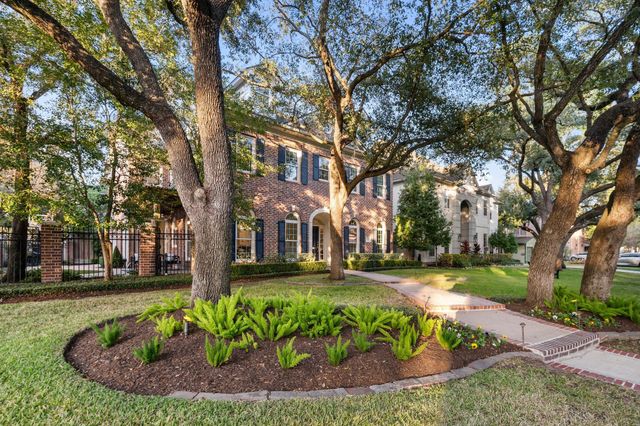4816 Bellview Street, Bellaire, TX 77401