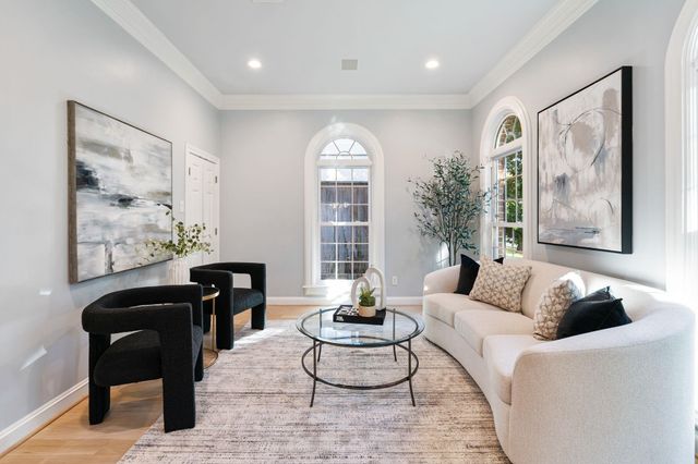 4816 Bellview Street, Bellaire, TX 77401