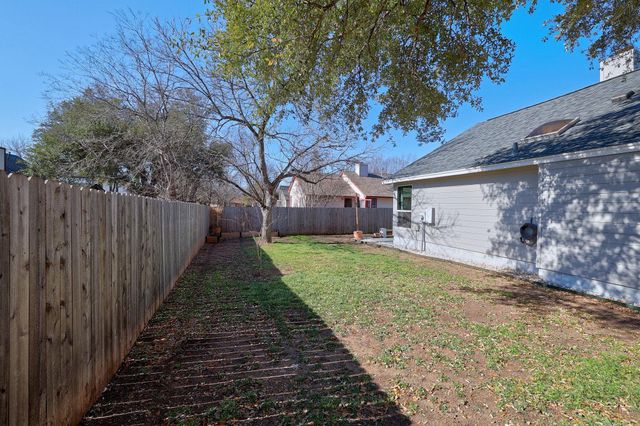 2207 Raintree PATH, Round Rock, TX 78664
