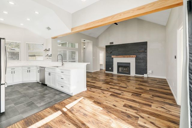 2207 Raintree PATH, Round Rock, TX 78664