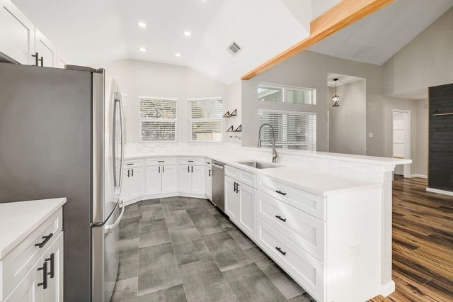 2207 Raintree PATH, Round Rock, TX 78664