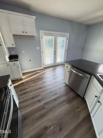 3031 Old School Road, Four Oaks, NC 27524