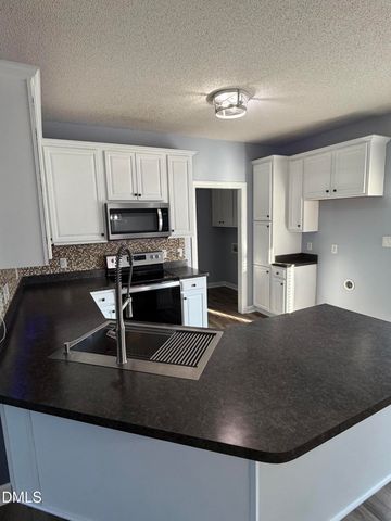 3031 Old School Road, Four Oaks, NC 27524