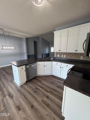 3031 Old School Road, Four Oaks, NC 27524