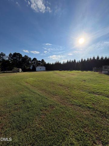 3031 Old School Road, Four Oaks, NC 27524
