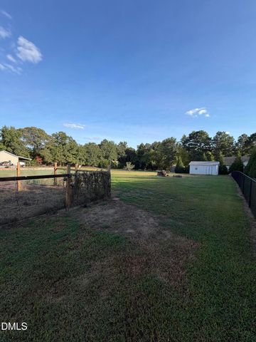 3031 Old School Road, Four Oaks, NC 27524