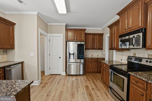 91 Camden Village Drive, Newnan, GA 30265