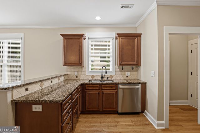 91 Camden Village Drive, Newnan, GA 30265