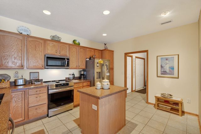 3706 NE Cottonwood Lane, Ankeny, IA 50021