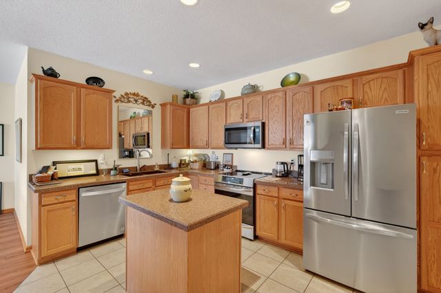 3706 NE Cottonwood Lane, Ankeny, IA 50021