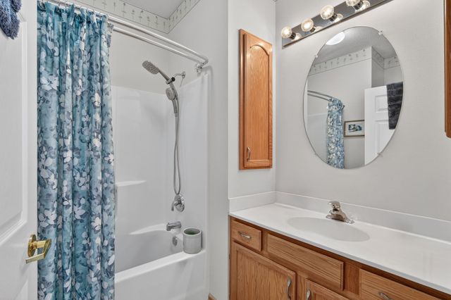 3706 NE Cottonwood Lane, Ankeny, IA 50021