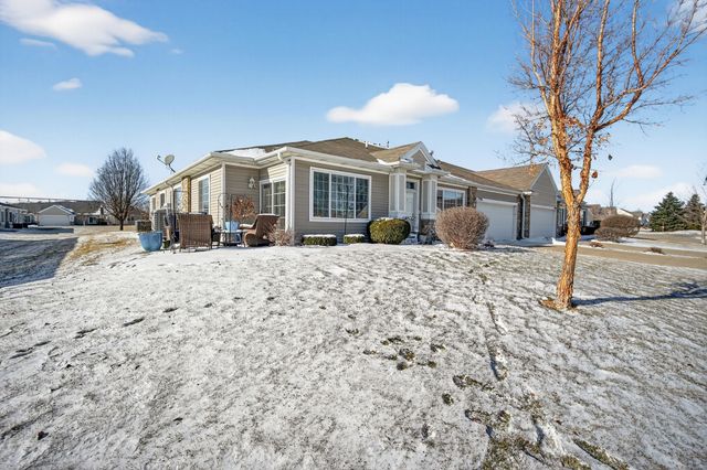 3706 NE Cottonwood Lane, Ankeny, IA 50021
