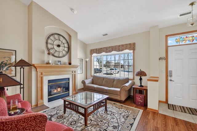 3706 NE Cottonwood Lane, Ankeny, IA 50021