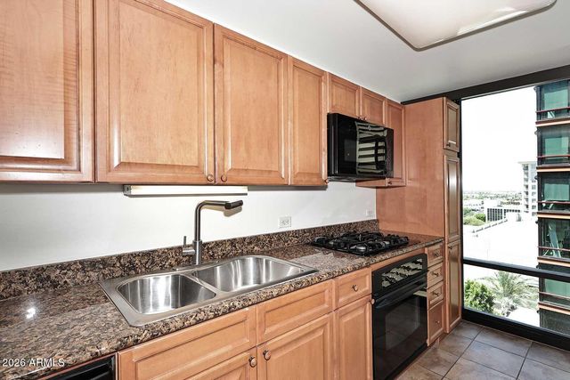 4808 N 24TH Street 1005, Phoenix, AZ 85016
