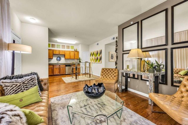 625 E Stassney LN 08-8104, Austin, TX 78745