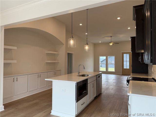 6216 Pleasant Run 935, Charlestown, IN 47111