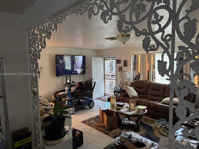 5955 NW 18th Avenue, Miami, FL 33142