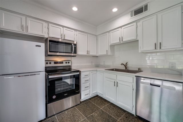 4748 Old Bent Tree Lane 906, Dallas, TX 75287