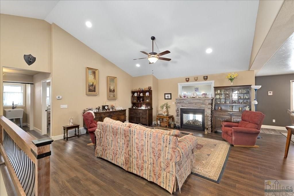 1713 Polo Ln, Billings, MT 59105 photo 5